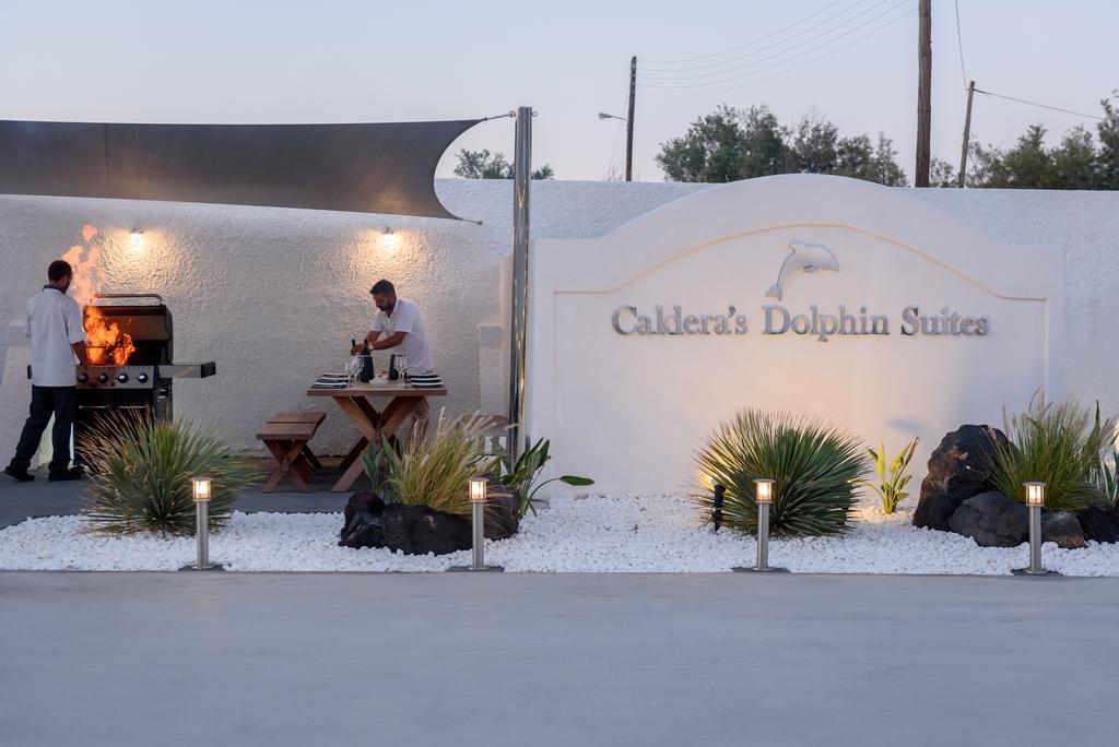 Caldera'S Dolphin Suites Megalochori  Exterior photo